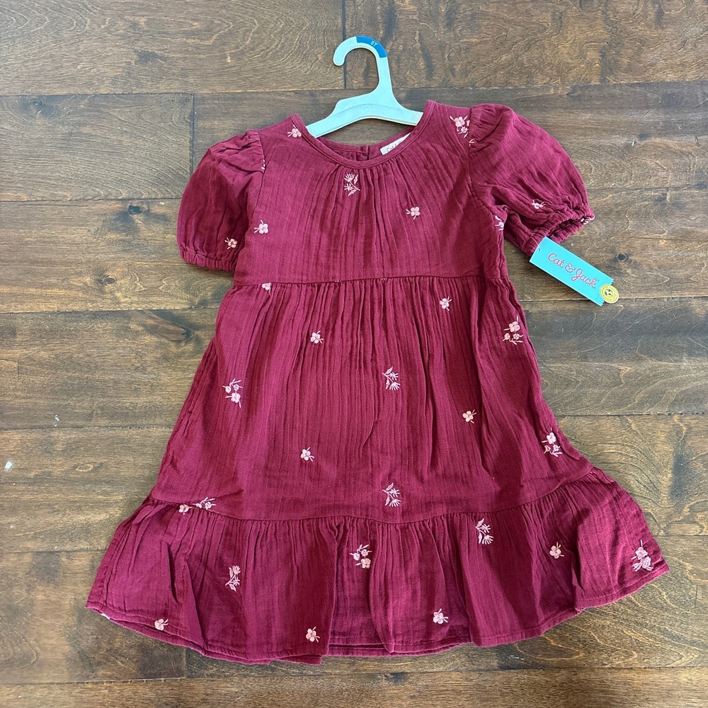 Cat and‎ Jack Girls 5T Dress Red Floral Embroidered Gauzy Short Sleeve NEW